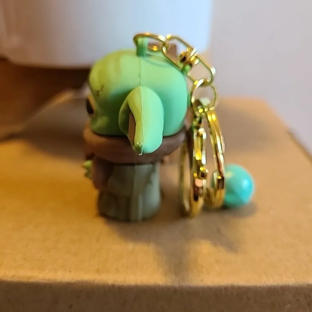 Unbranded Alien Cartoon Character Keychain Unisex NWOT Collectible Home Auto Key